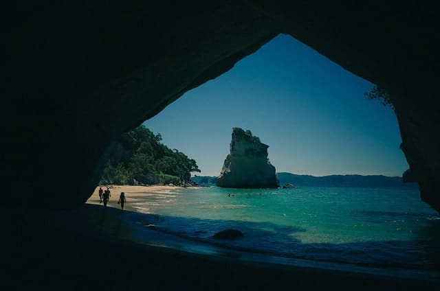 Bay of Islands Cave, New Zealand