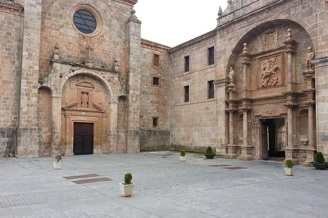 La Roija Spain Architecture