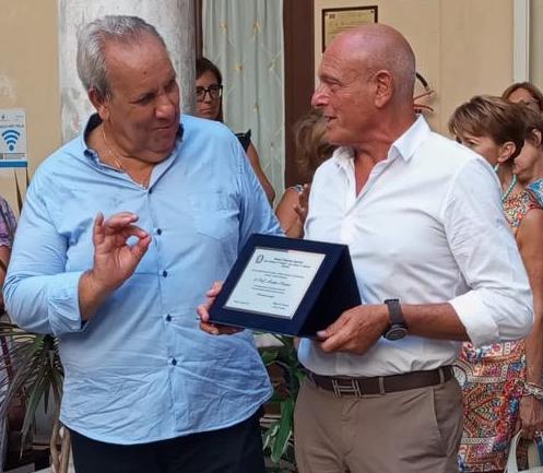 Professore d'inglese viene premiato