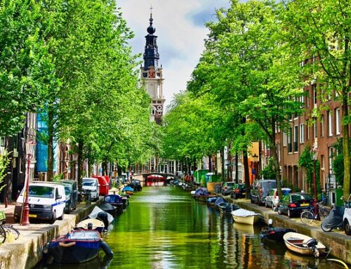 Discover the Hidden Gems of Amsterdam by Private Boat Tour